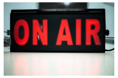 שלט ON-AIR תאורת LED High Power לאולפן | ONAIR 23535