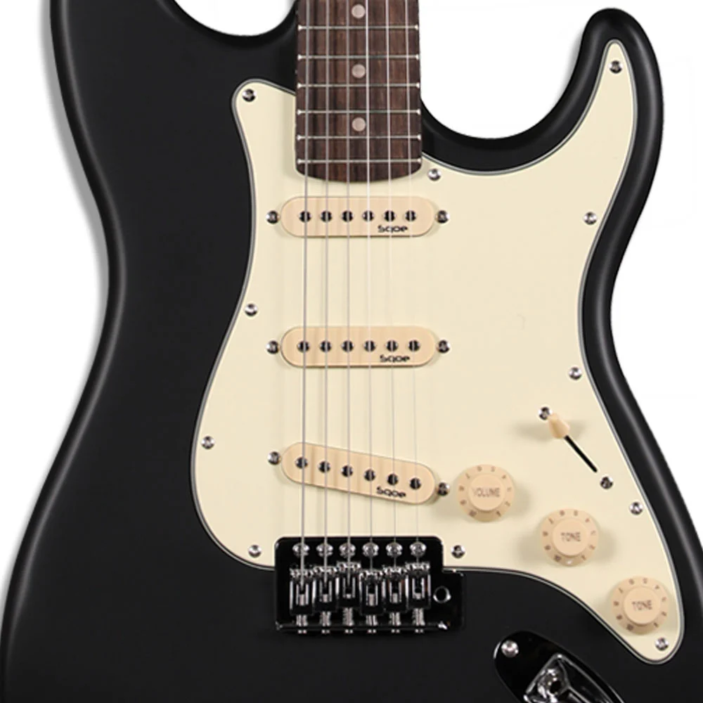 גיטרה חשמלית Stratocaster שחורה | SQOE ST-A BK – תמונה 2